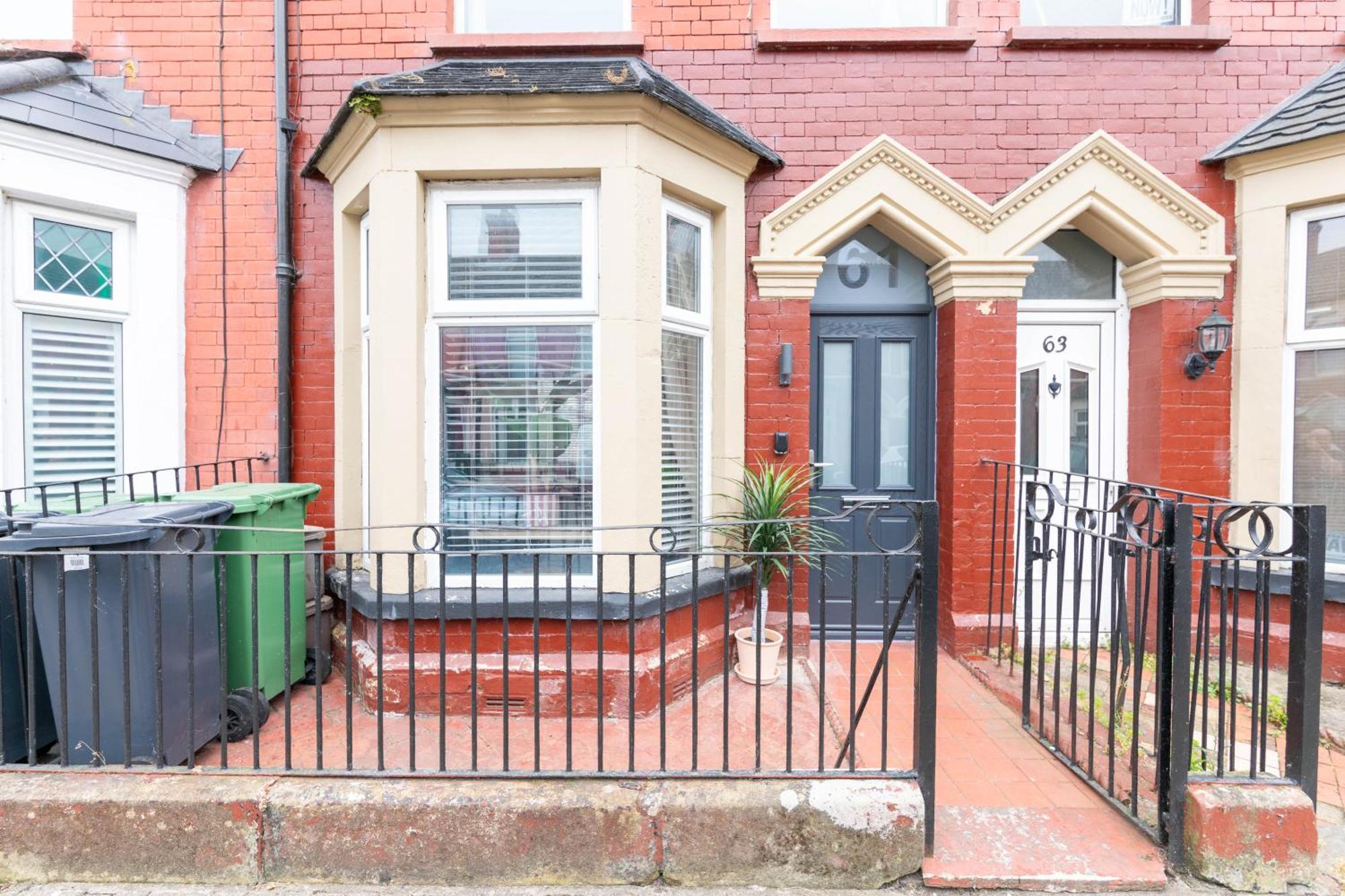 Fresh Cardiff Bay 2 Bedroom House- 3 Tv'S Exterior photo