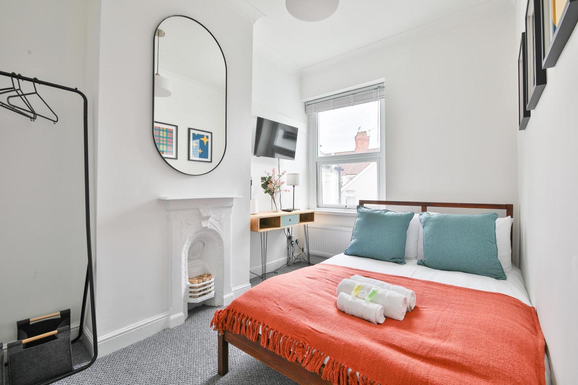 Fresh Cardiff Bay 2 Bedroom House- 3 Tv'S Exterior photo