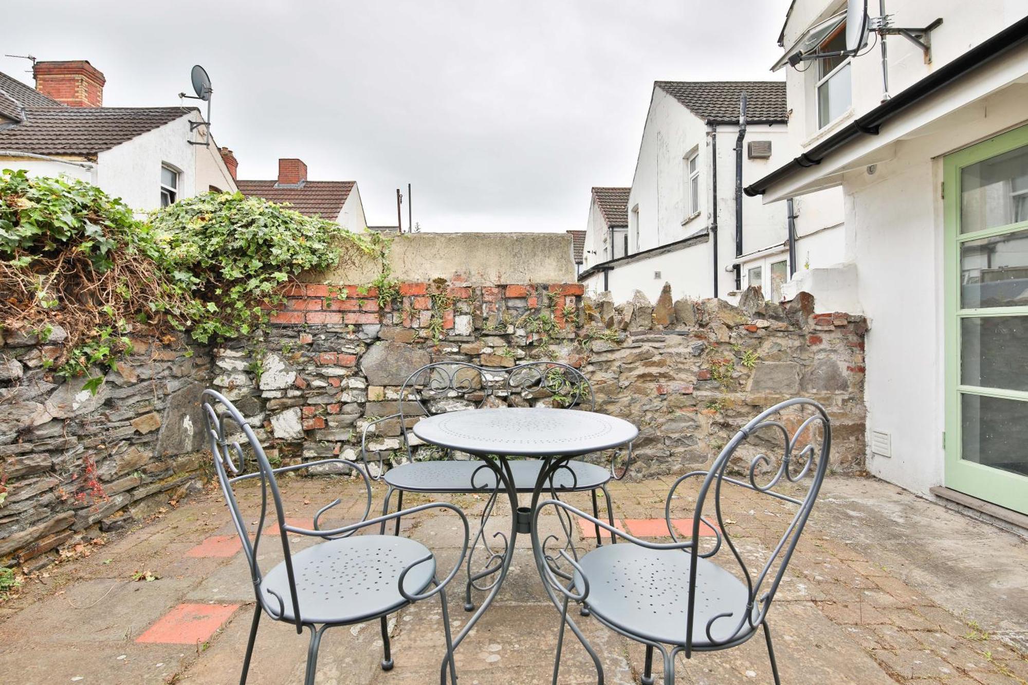 Fresh Cardiff Bay 2 Bedroom House- 3 Tv'S Exterior photo
